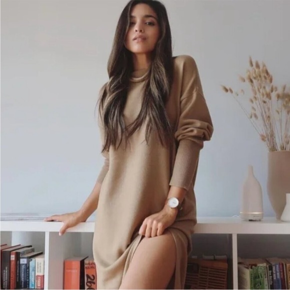 Aritzia Cyprie Gray Long Sleeve Dress NWT - Picture 9 of 10